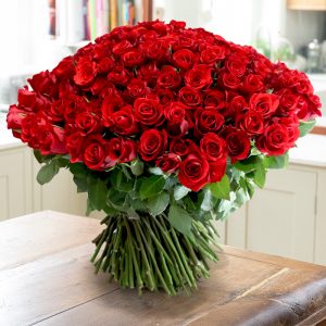 200 Red Roses